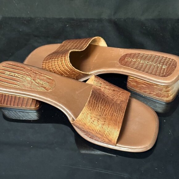Bandolino Copper Embossed Flats Sandals Slip on Aligator Open Toe Crocodile 5.5 - Picture 6 of 8